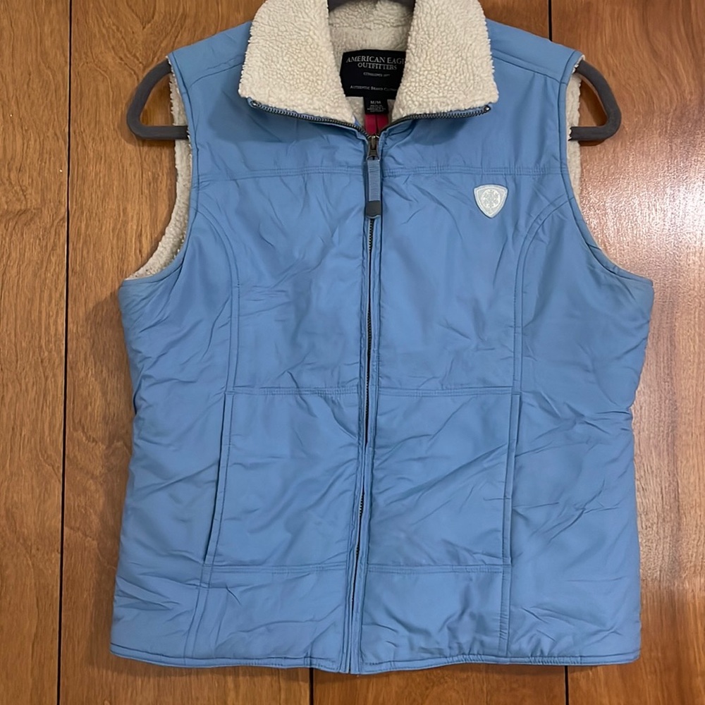American Eagle Outfitters ladies fleece lined vest jacket